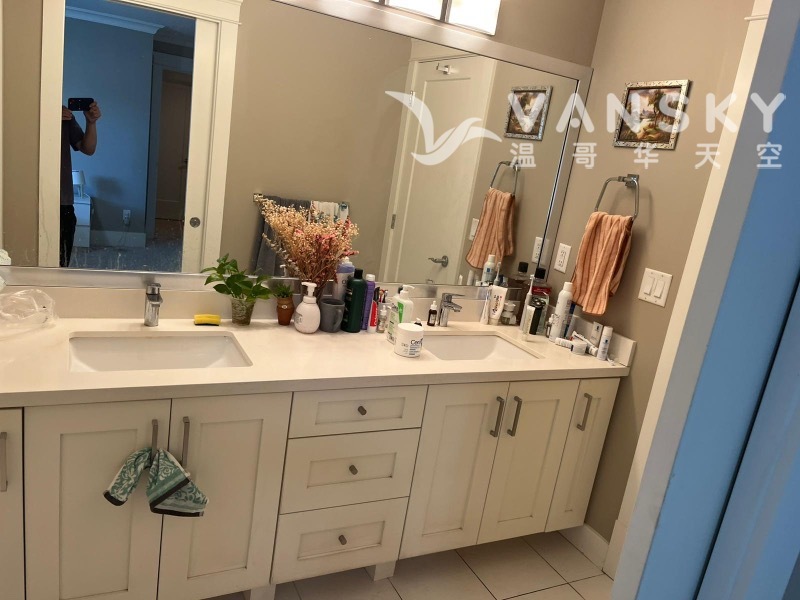 260124175302_607 nicola - shared3.jpg